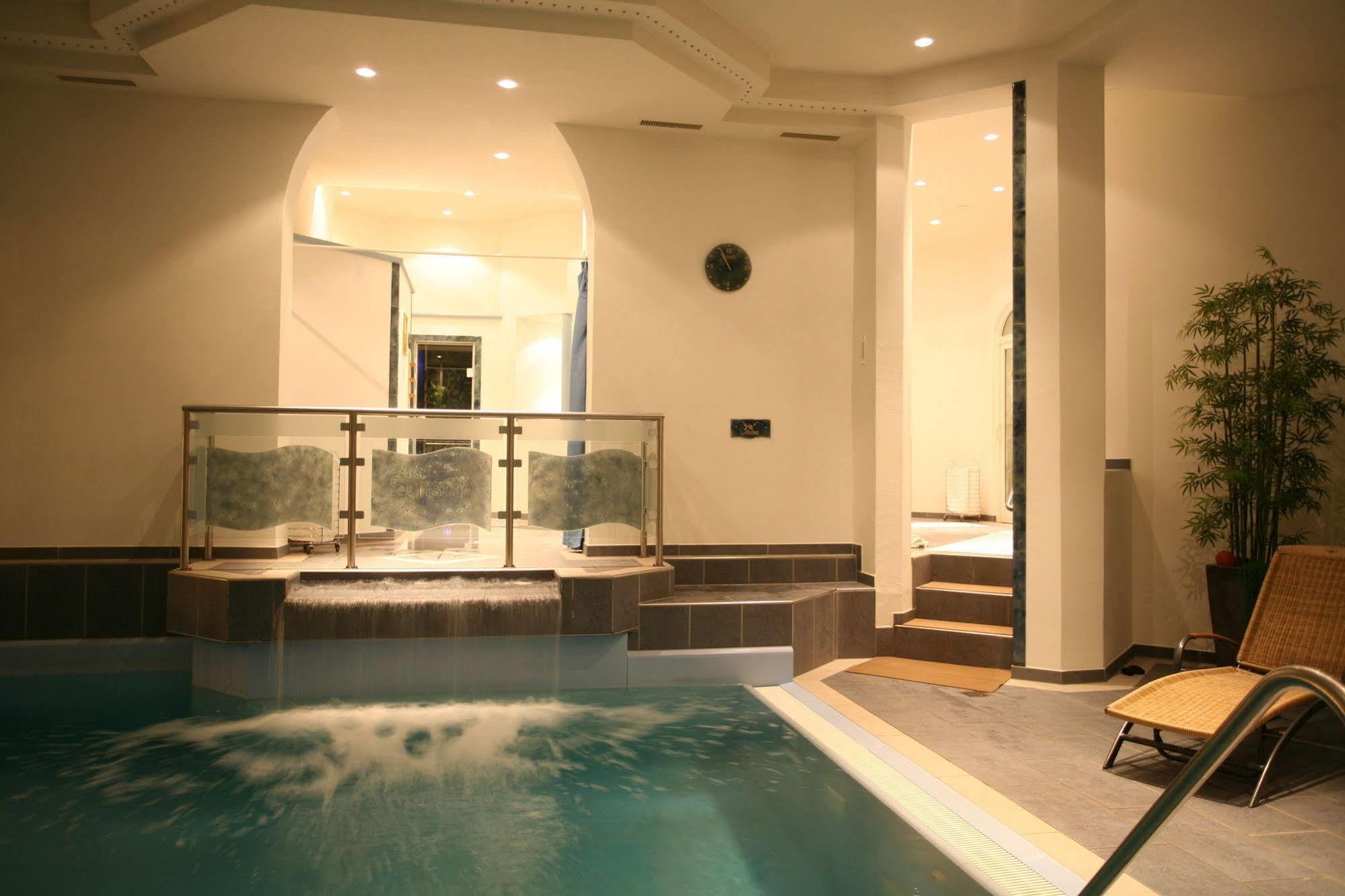 Sunstar Hotel フリムス エクステリア 写真