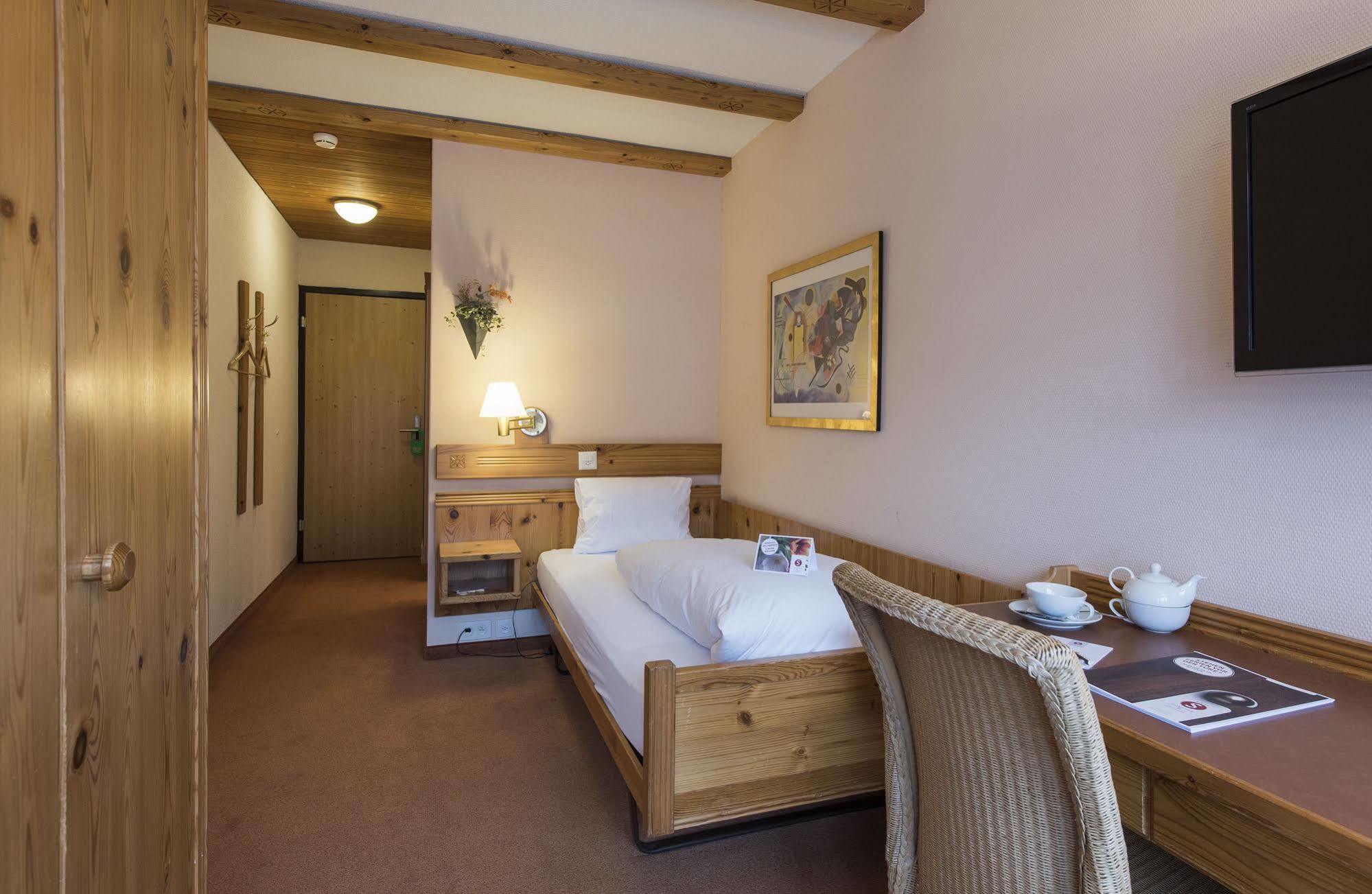 Sunstar Hotel フリムス エクステリア 写真